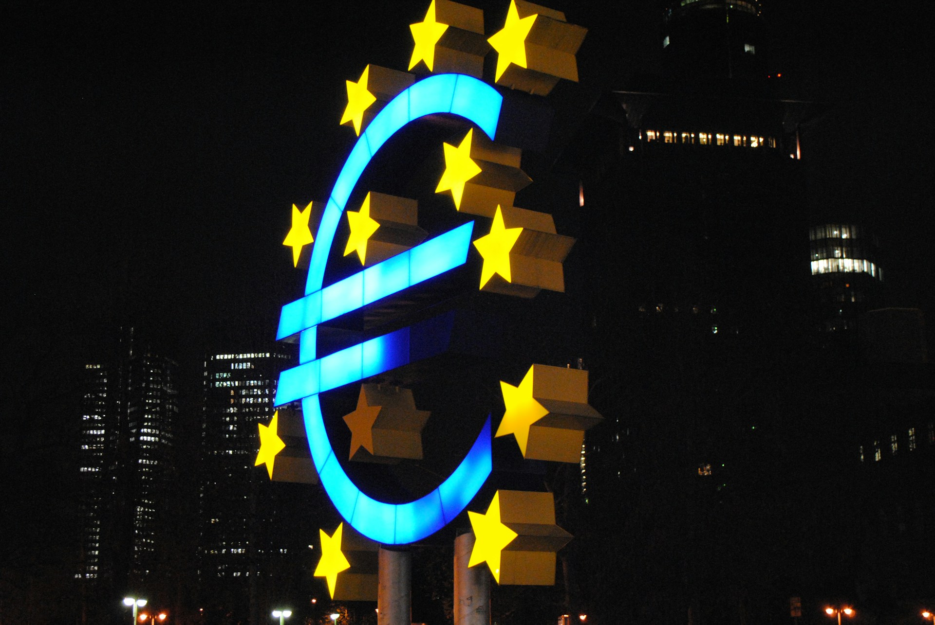 Pagos B2B en euros: Consejos para elegir un proveedor ideal