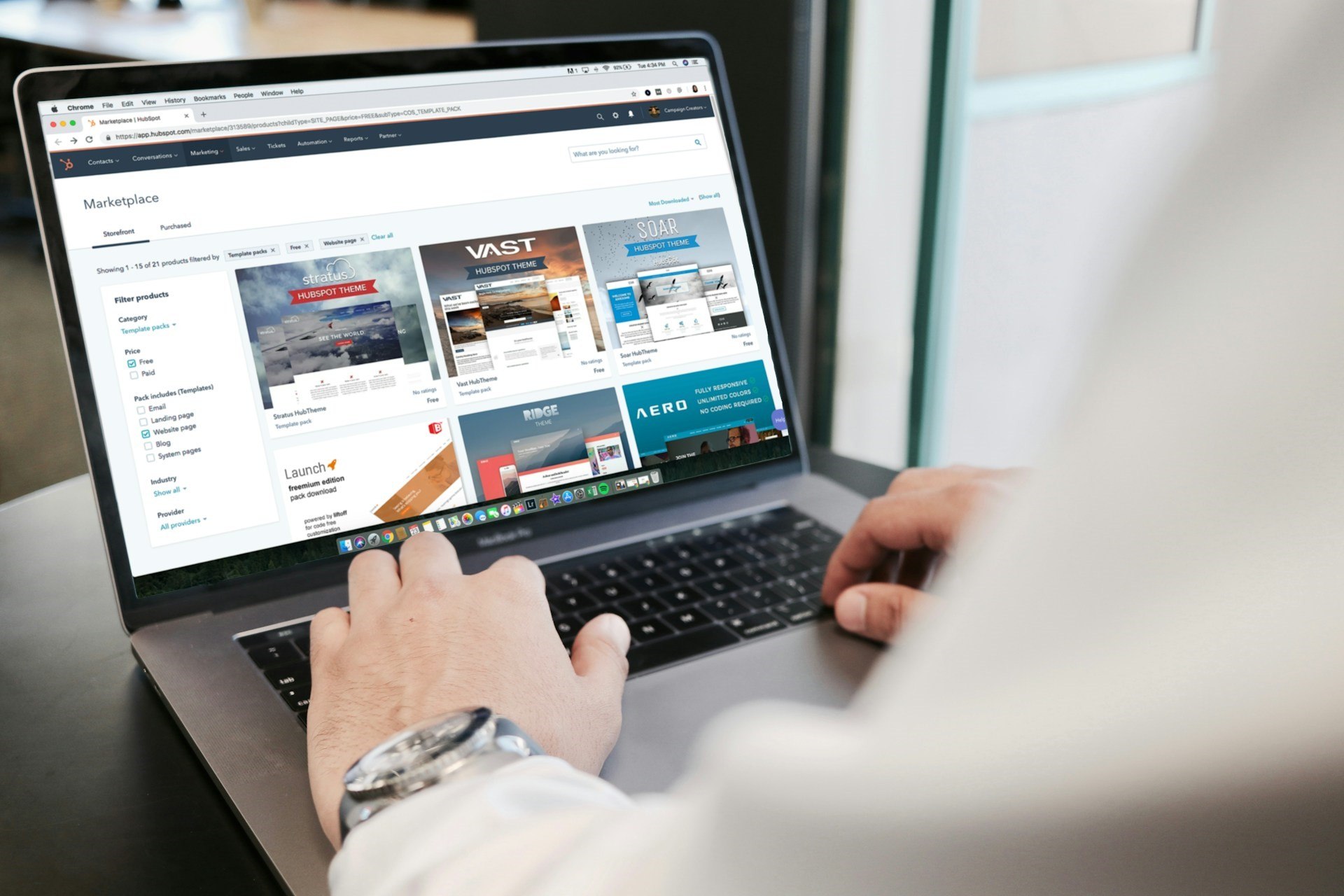 Payment platform for marketplaces: Tips for choosing a provider